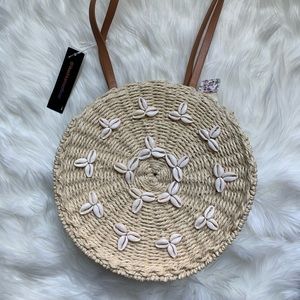 Circular straw bag